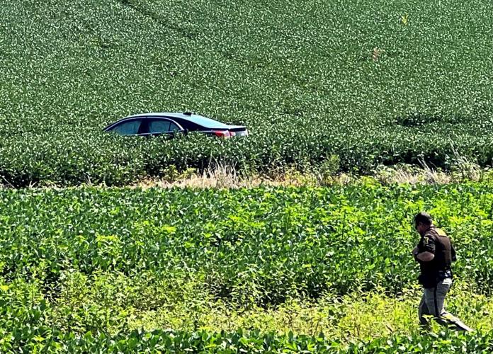 Picture of crash scene involving Tony Stewart's teammate Ashlea Albertson
