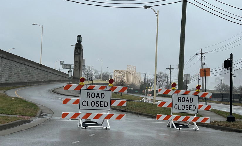 Road Closed signs at entrance of 2nd Street Bridge in Jeffersonville