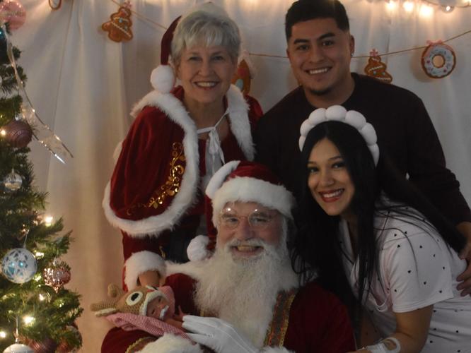Santa visits NICU babies at UofL Health (29).JPG