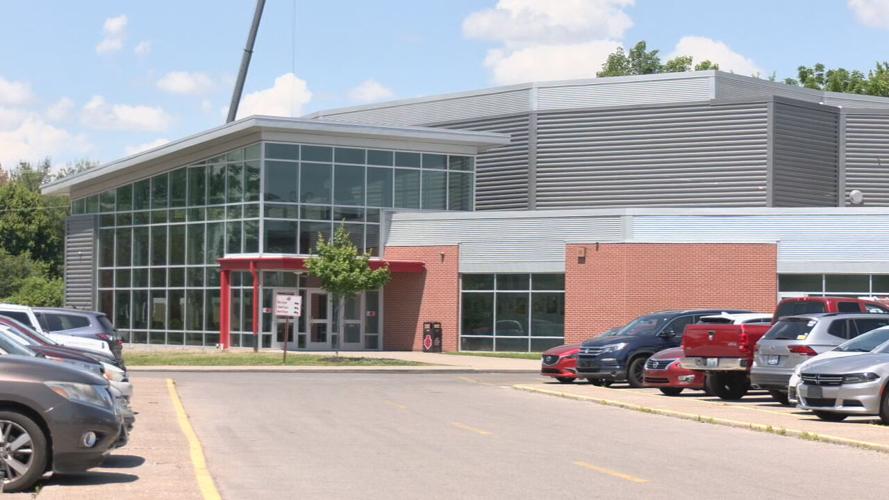 NYLAH LINEAR GRADUATION OPEN SEAT