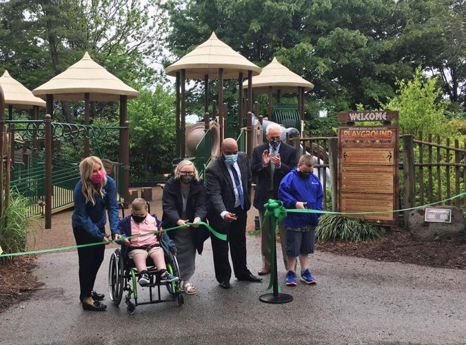 Ribbon cuttting.jpg