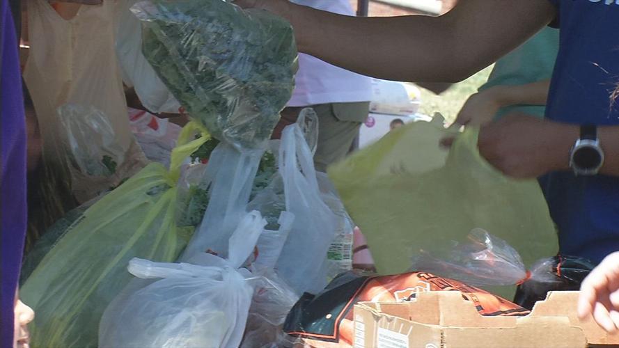 FEED SMOKETOWN FOOD DRIVE (5).jpg