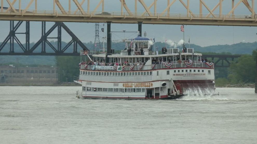 Belle of Louisville wins 60th anniversary of the Great Steamboat Race
