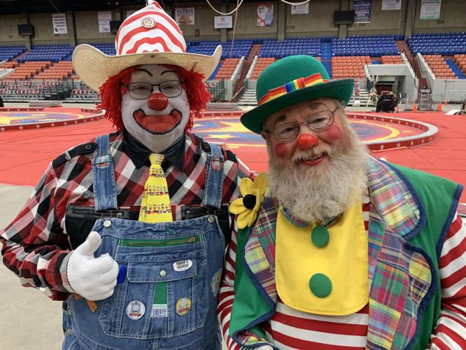 KOSAIR SHRINE CIRCUS - CLOWNS 5-7-2021 (1).JPG