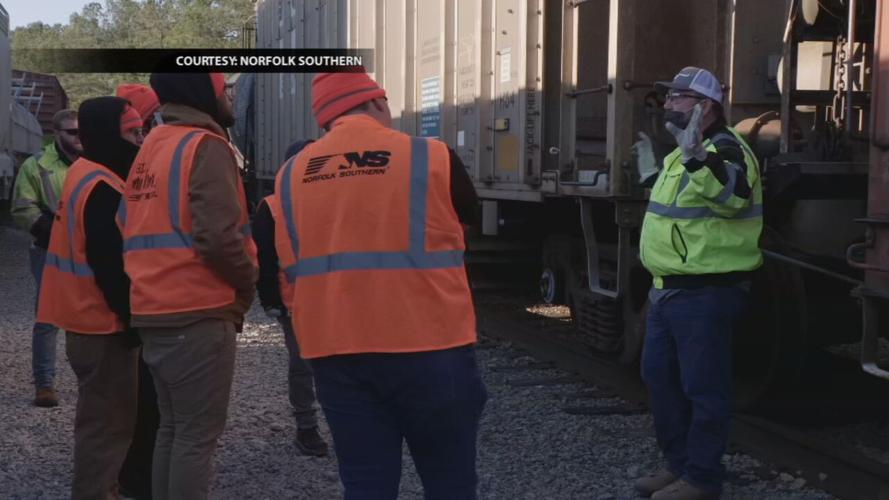 Norfolk Southern Offering Up To 5k Starting Bonuses For Conductor Trainees News Wdrb Com Norfolk Southern Offering Up To 5k Starting Bonuses For Conductor Trainees News Wdrb Com