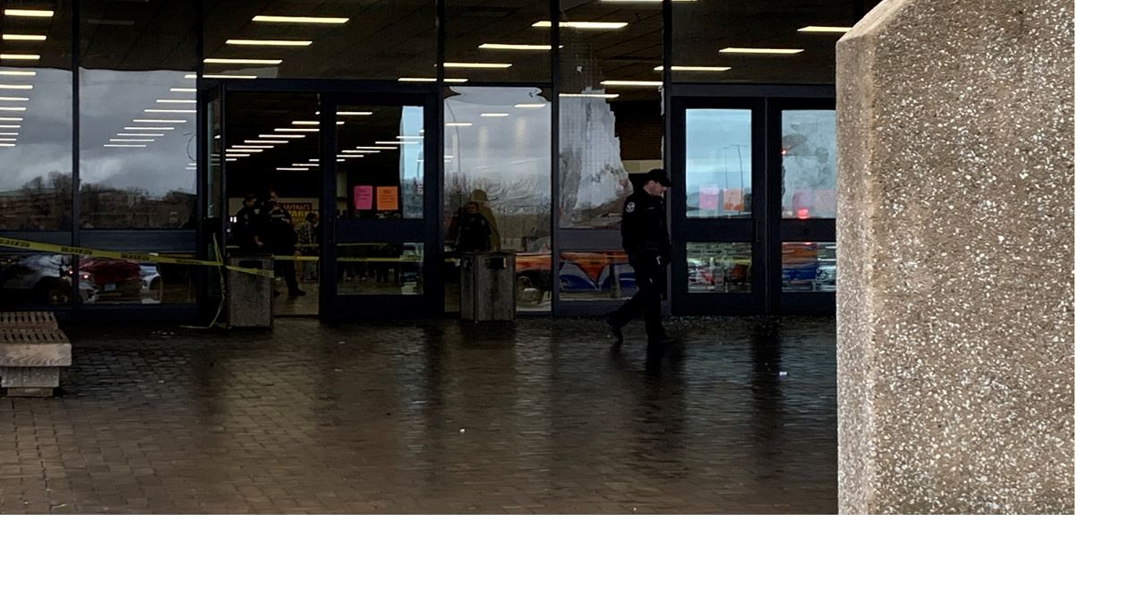 2 injured in shooting at Kentucky Expo Center Saturday morning, LMPD