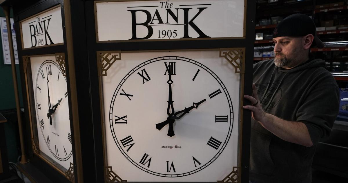 Kentucky lawmakers weighed change to daylight saving time before Congress took up federal bill