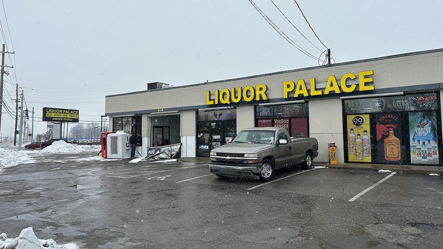 Liquor Palace