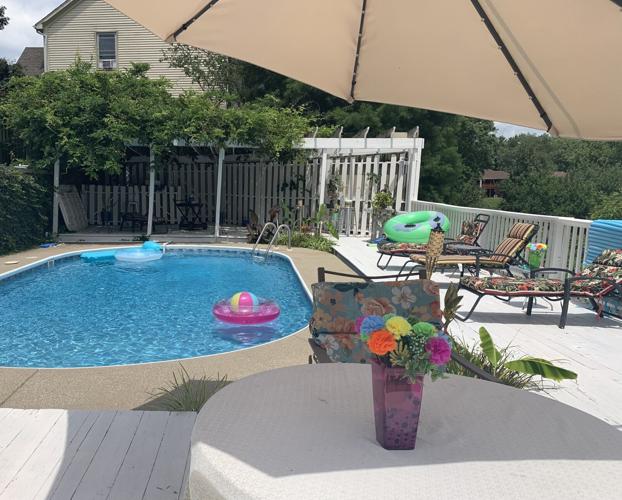 BACKYARD POOL FOR RENT