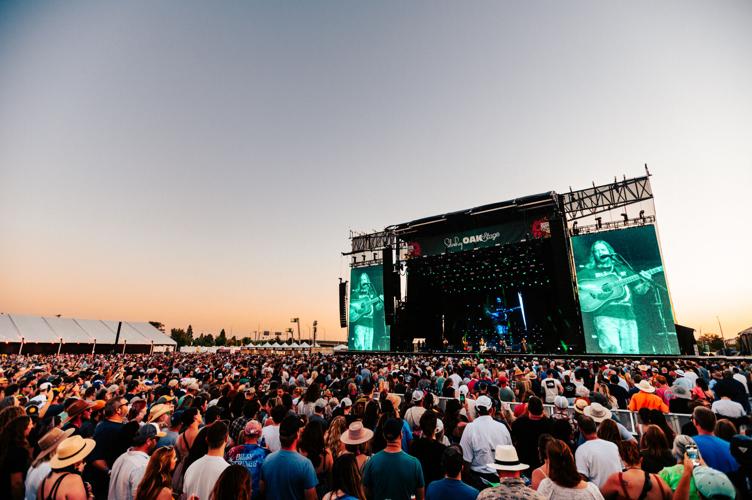 Crowds at Bourbon & Beyond at the Kentucky Expo Center