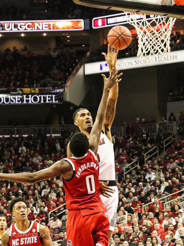 Malik Williams scores in lane