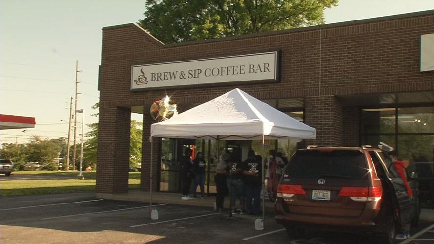 BREW & SIP COFFEE BAR RIBBON CUTTING (6).jpeg