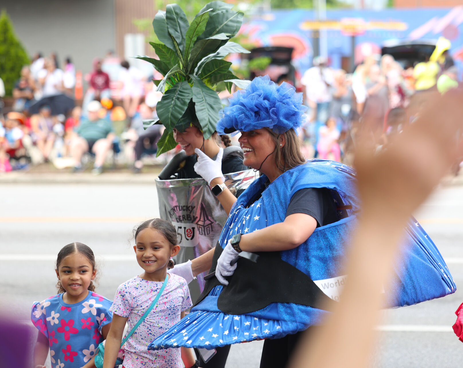 Derby hat poses in parade.JPG