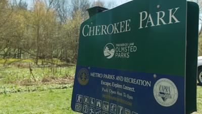 Cherokee Park sign