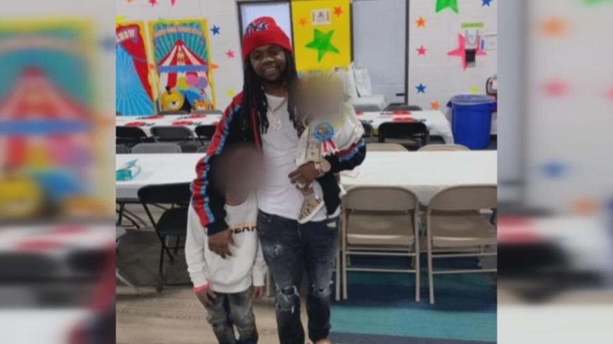 Jermaine Sprewer with his children 2021