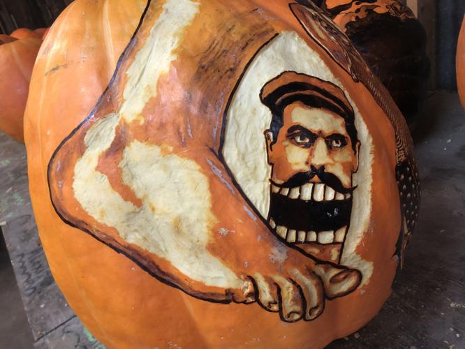 Jack O' Lantern Spectacular preps - 10-8-19 (1).jpg