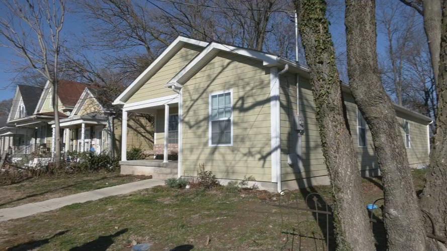 South Louisville Habitat for Humanity home for Somalian family 12-27-23