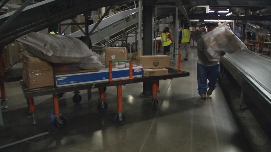 UPS Worldport employee (generic)