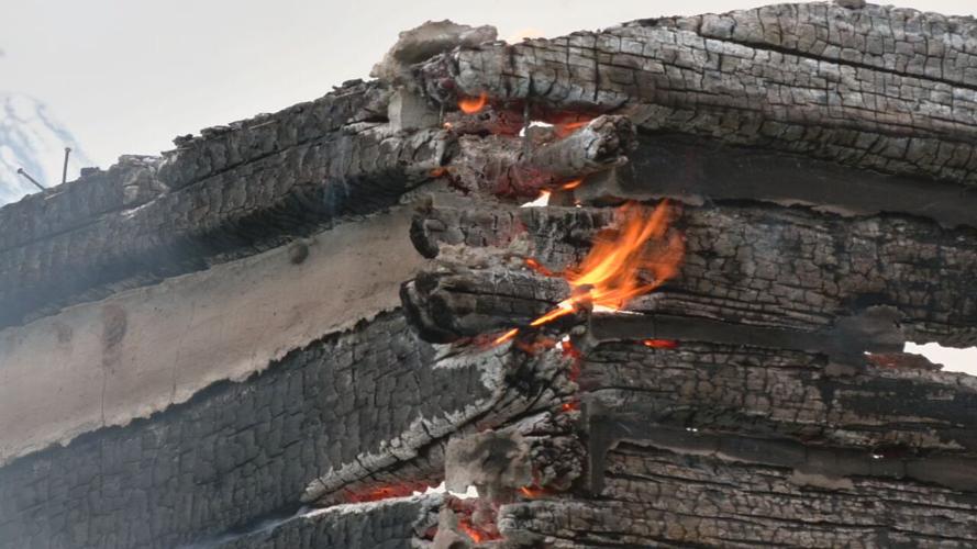 Cabin at George Rogers Clark historic site fire 3.jpeg