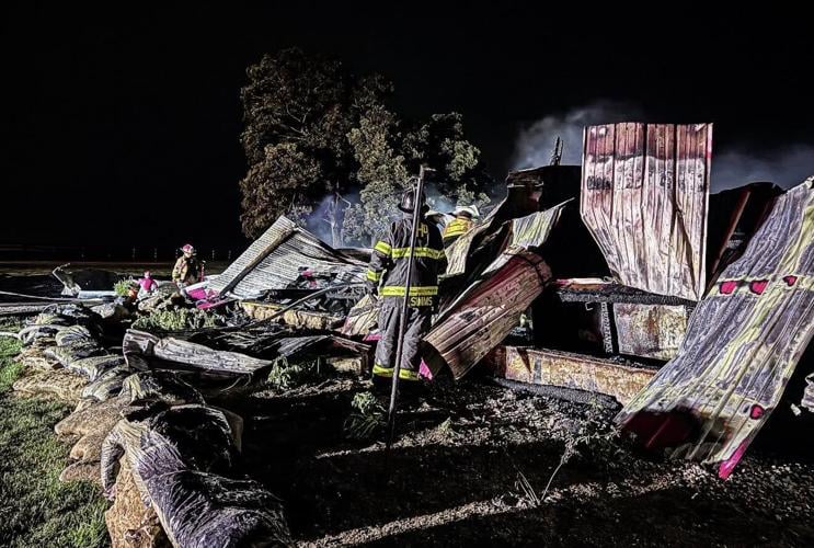 Floyds Knobs barn fire