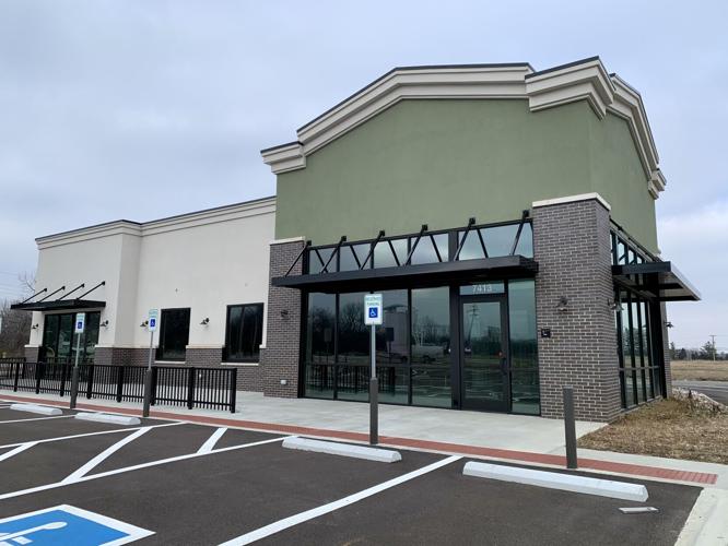 SouthPointe Commons vacant Panera Bread building 1-11-21