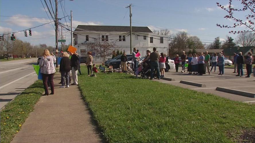 People gather for LMPD rally on Poplar Level.jpeg