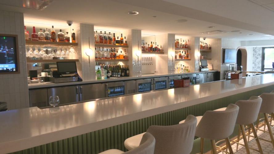 CROWNE PLAZA OPENS AL'S TABLE