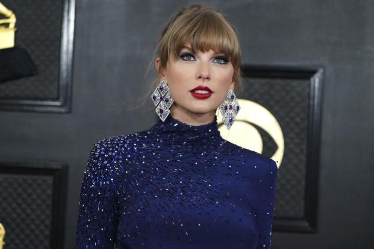 GRAMMYS - TAYLOR SWIFT  - AP 2-5-2023 1.jpeg