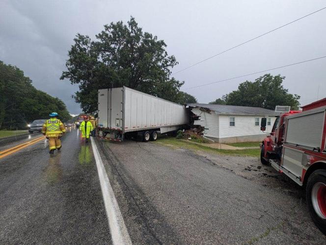 Semi truck crashes into church in Palmyra - 7.15.25