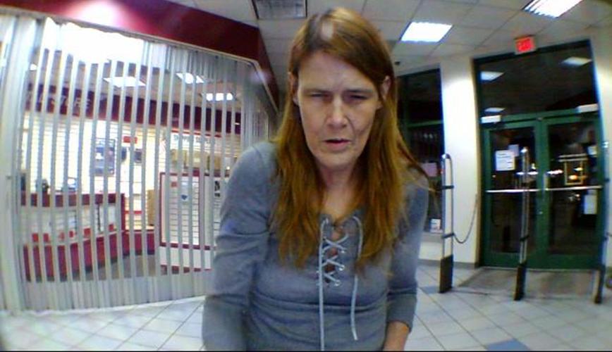 Vivian Alexander (wanted mom accused of trying to mail narcotics into Clark County Detention Center - Nov. 2019)