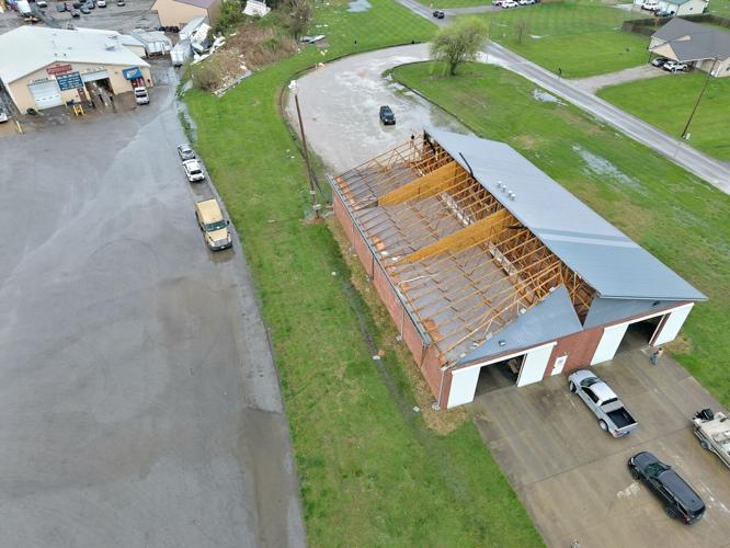 Roof blown off from fire station in Carefree, Ind. - 4.2.24