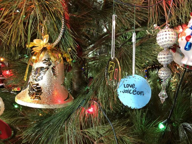 JUDE'S JINGLE TREE 2021 (10).jpg