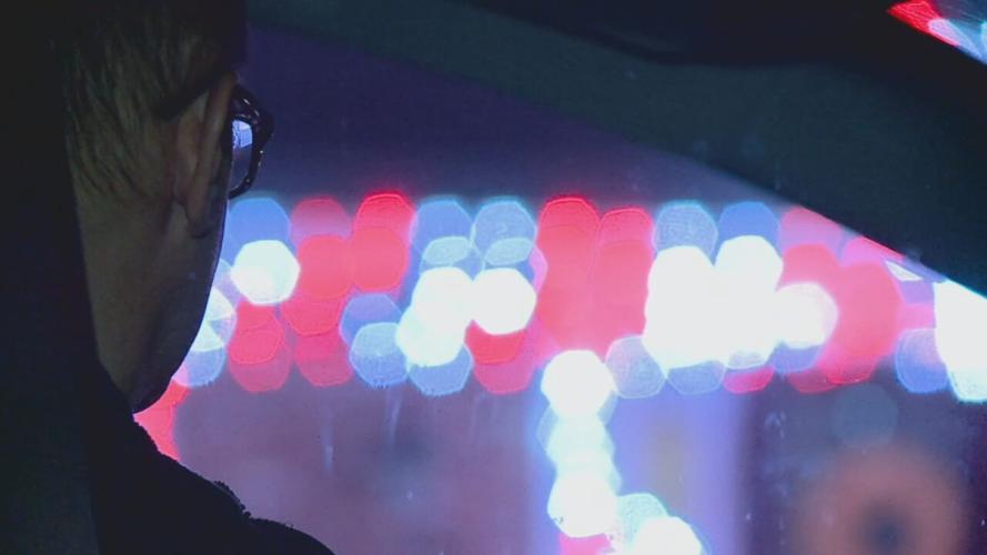 Concert tour lighting technician turns parents’ Indiana home into an eye-popping Christmas light show