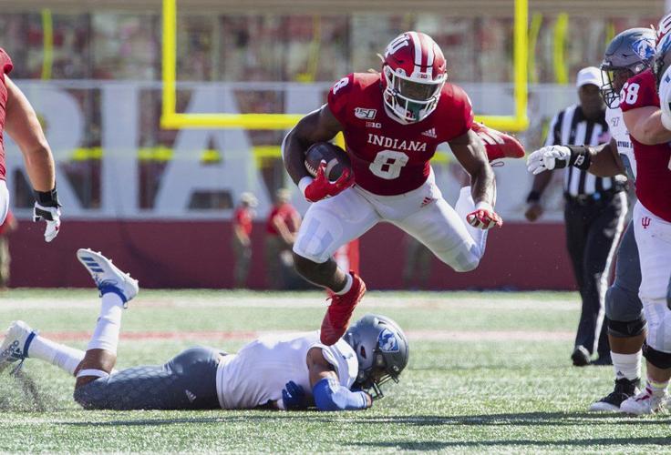 Indiana running back Stevie Scott III