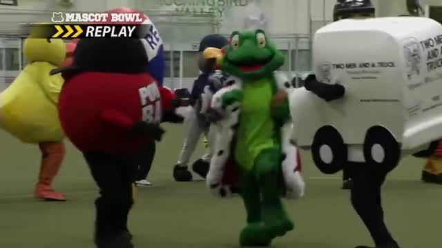 Truckie makes a key block