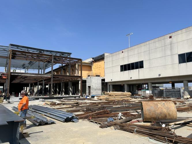 Louisville Muhammad Ali International Airport (SDF) construction