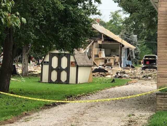 EVANSVILLE HOUSE EXPLOSION - COURTESY WEVV 8-10-2022 .jpg