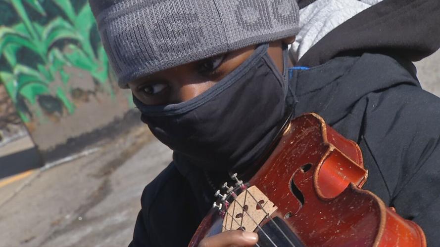 Aaron Holt plays viola