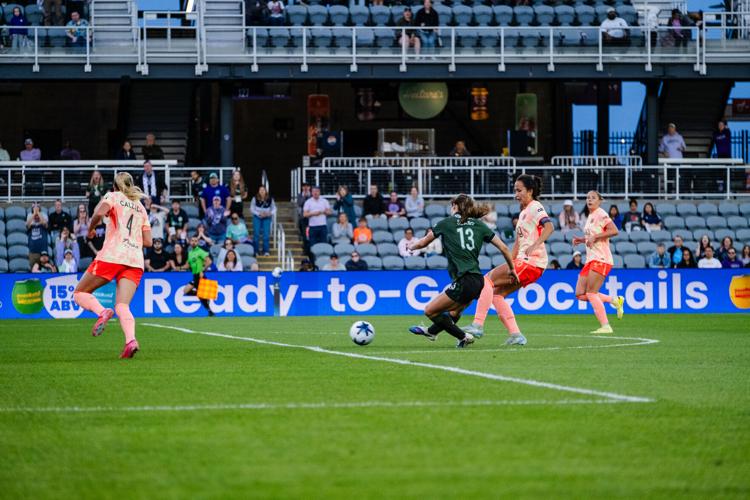 RACING LOUISVILLE FC VS PORTLAND THORNS FC