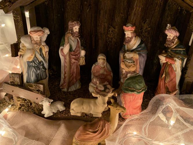 FESTIVAL OF THE NATIVITIES - KK - 12-8-2022 (8).JPG