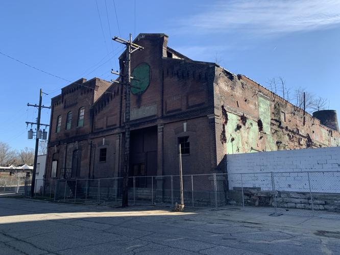 Smoketown Merchants Ice Building from auctioneer (1).JPG
