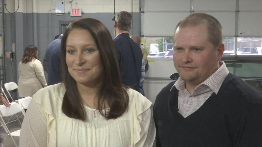 Louisville family receives new car