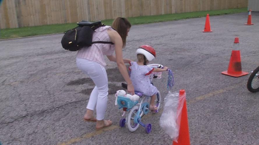 BIKE HELMET GIVEAWAY - WDRB - VIDEO 6-19-19 (3).jpg