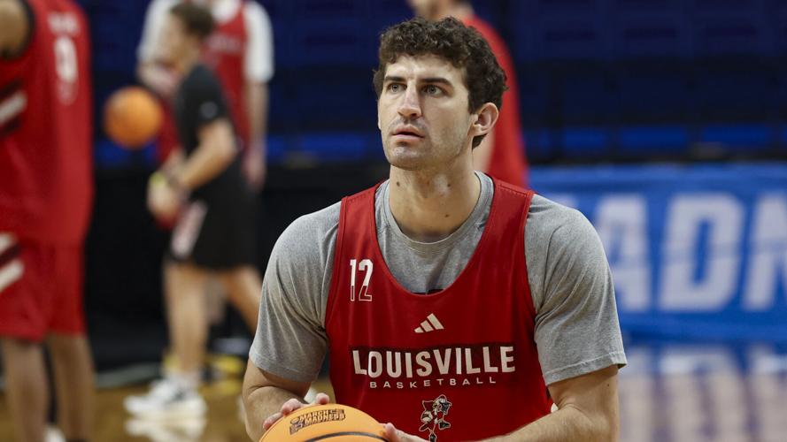 LOUISVILLE NCAA PRACTICE-09.jpg