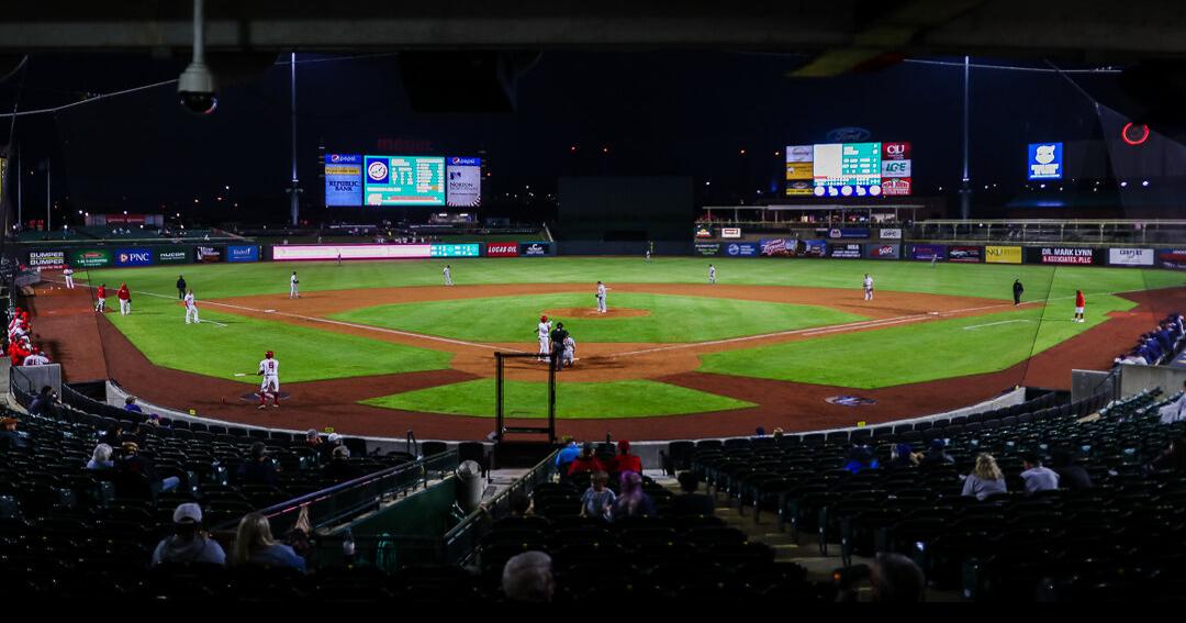 Louisville baseball heats up quickly on opening day - CardGame