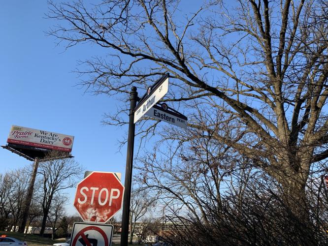 I-65 Police Chase crash road signs