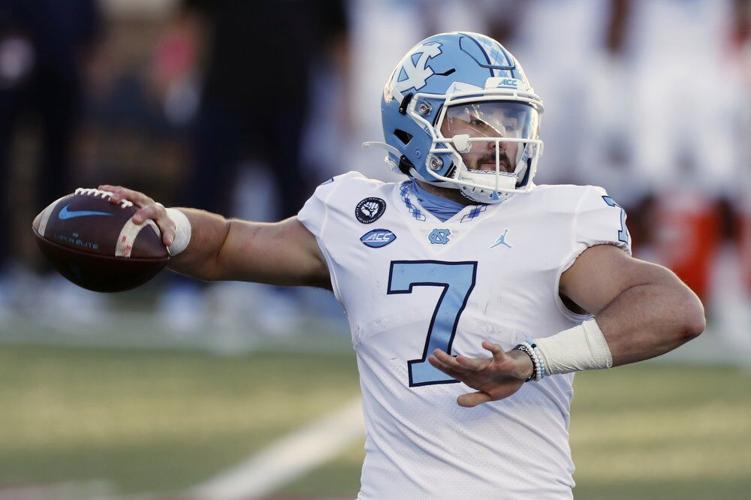 North Carolina quarterback Sam Howell passes