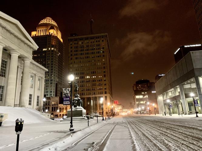 SNOW-Downtown Louisville-Jefferson-2-15-21.jpg