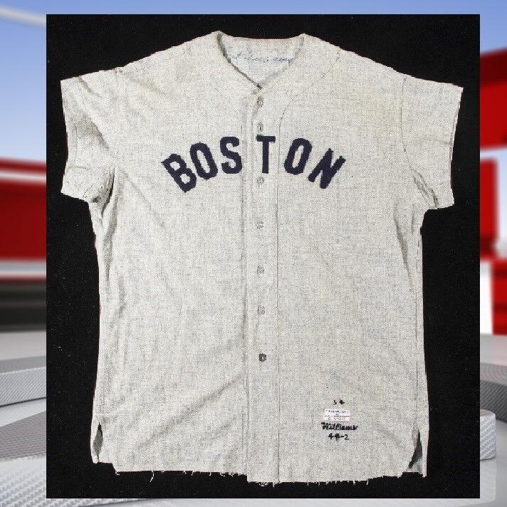 Lou Gehrig bat, Ted Williams jersey highlight annual Slugger