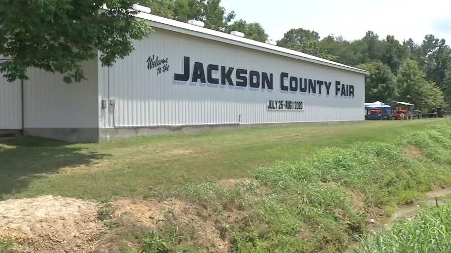 Jackson County inmates help clean and set up fairgrounds News from